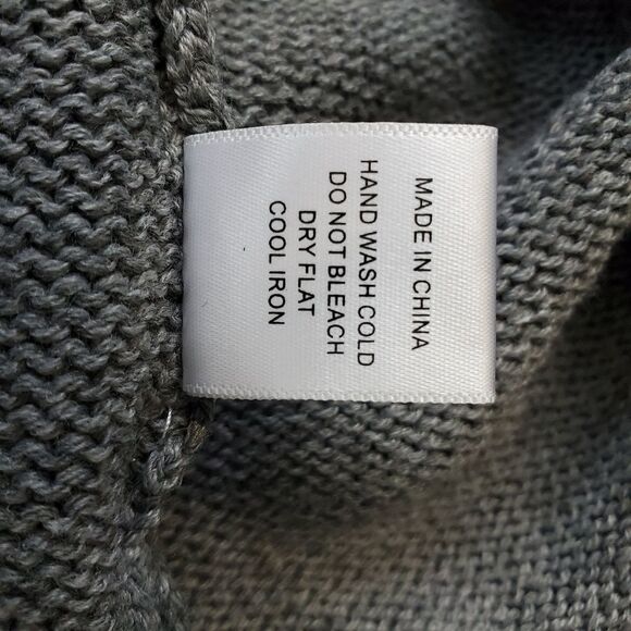 Vine & love gray crewneck sweater fringe detail - Picture 7 of 7